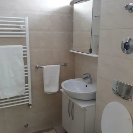 Coresi Appartement *